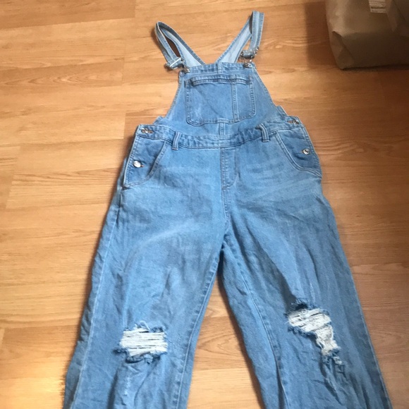 Denim - Wild fable (target) overalls size small ripped